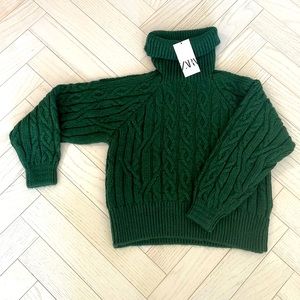 Zara cut-out cable knit sweater M